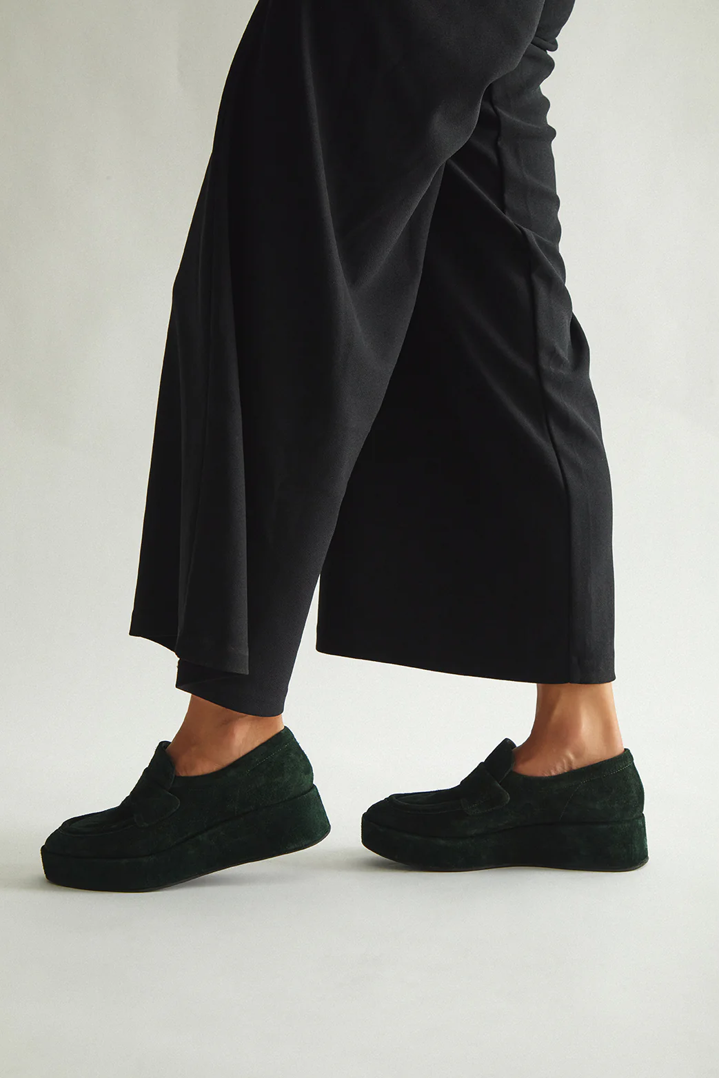 MOCASIN PLATAFORMA OMEGA VELOUR BRANDY - Image 5