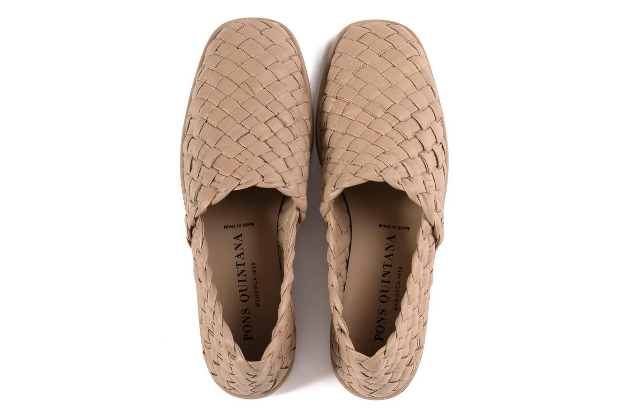 ZAPATO SLIP ON MANILA TAUPE - Image 4