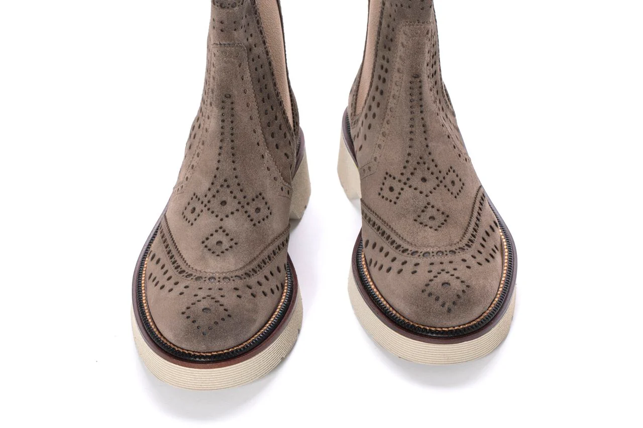 BOTIN PLATAFORMA JIMMY VELOUR TOPO - Image 6