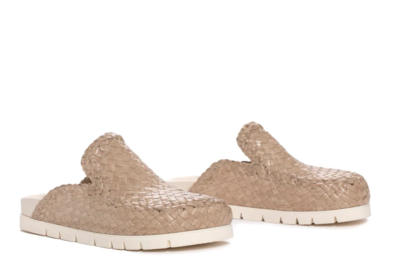 SANDALIA PLANA CAIMAN TAUPE - Image 2