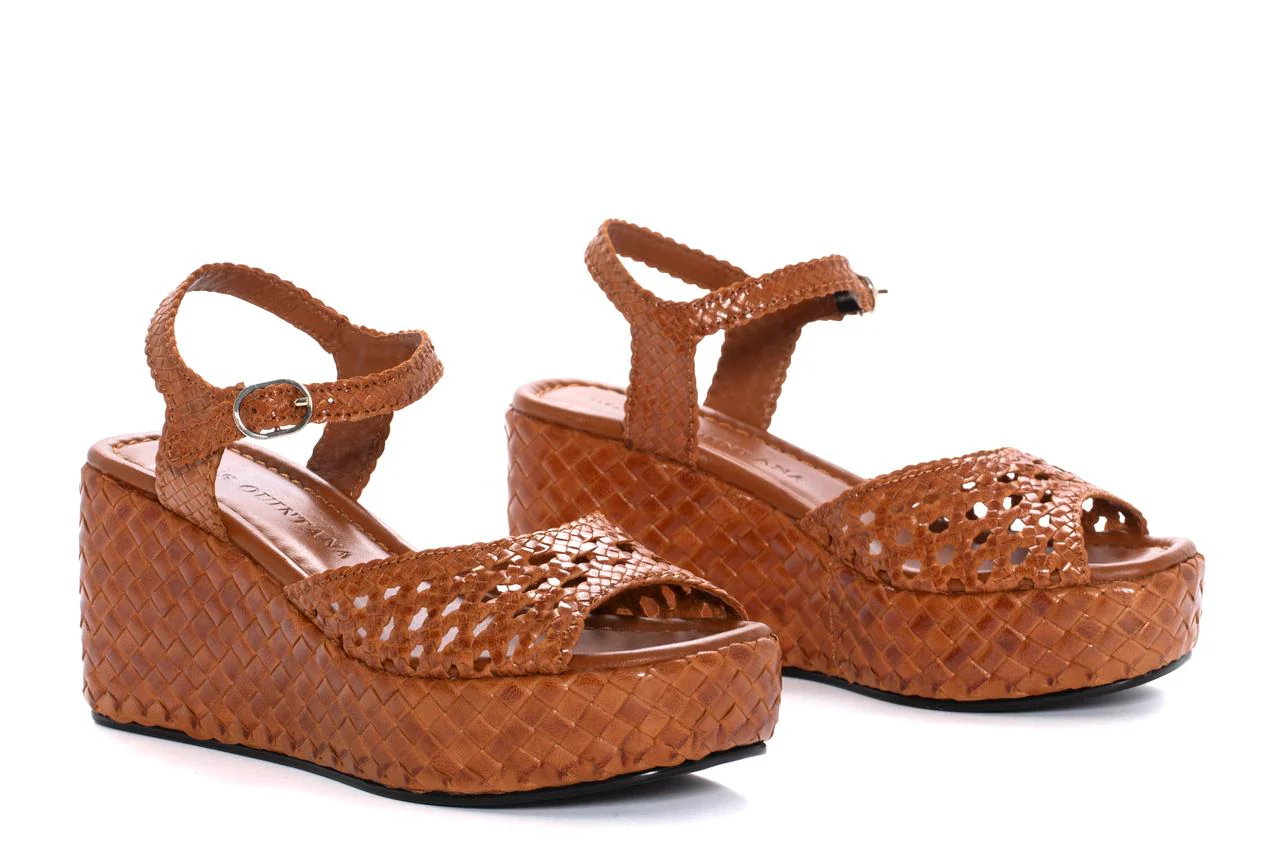 SANDALIA PLATAFORMA ANKARA TOFFE - Image 3