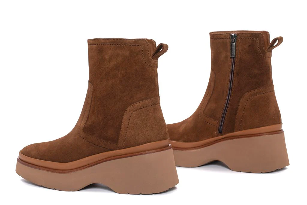 BOTIN PLATAFORMA RAQUEL VELOUR TOFFE - Image 3