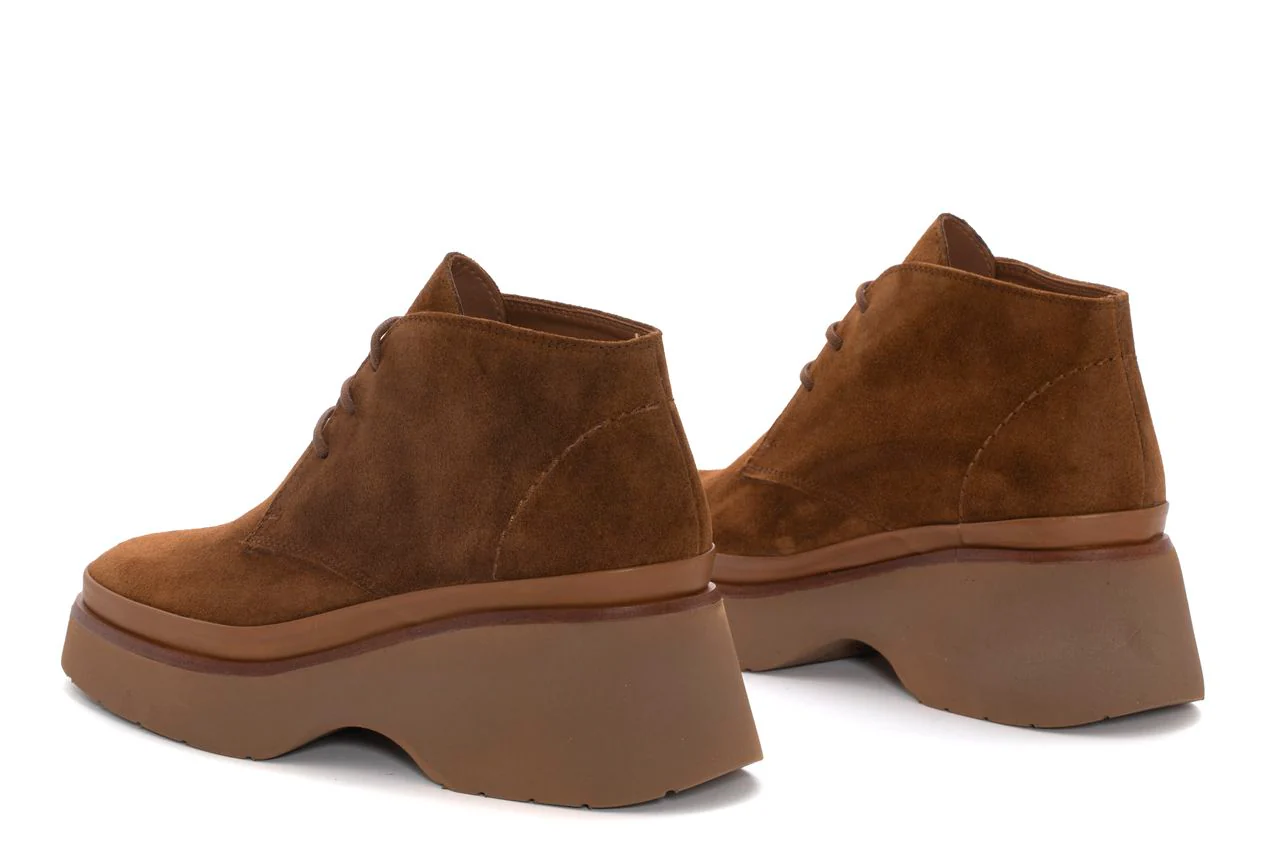 BOTIN PLATAFORMA RAQUEL VELOUR TOFFE - Image 4