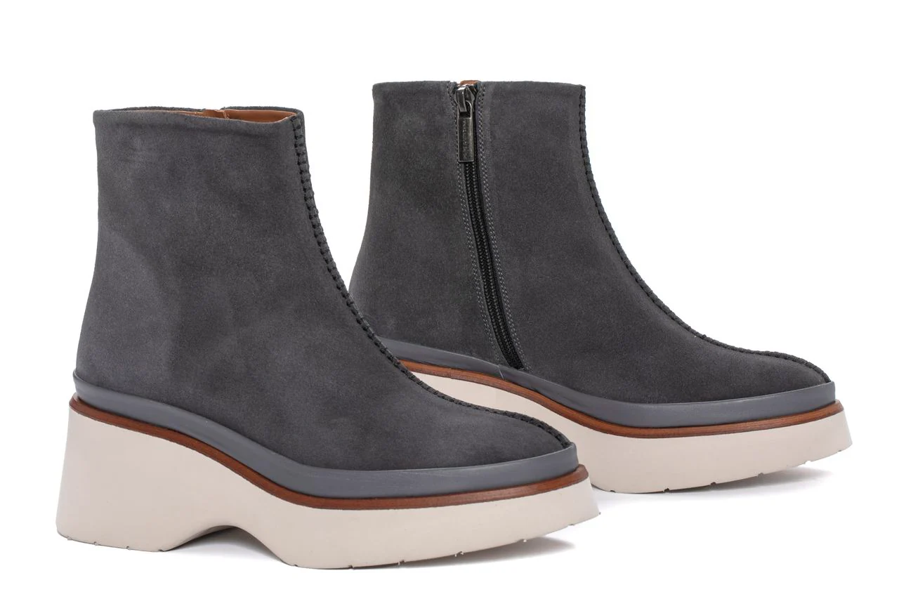 BOTIN PLATAFORMA RAQUEL VELOUR CARBON - Image 3