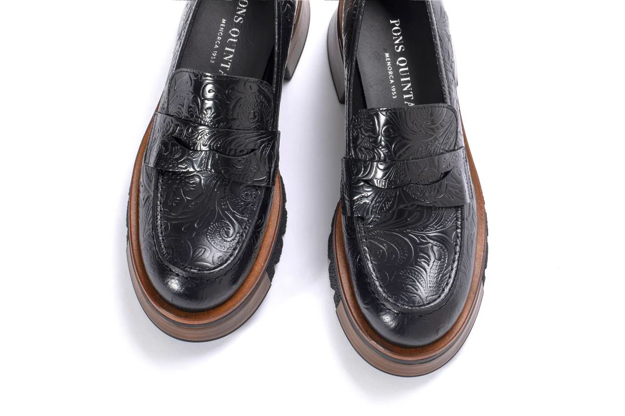 MOCASIN PLATAFORMA MALI CHARRO NEGRO - Image 2