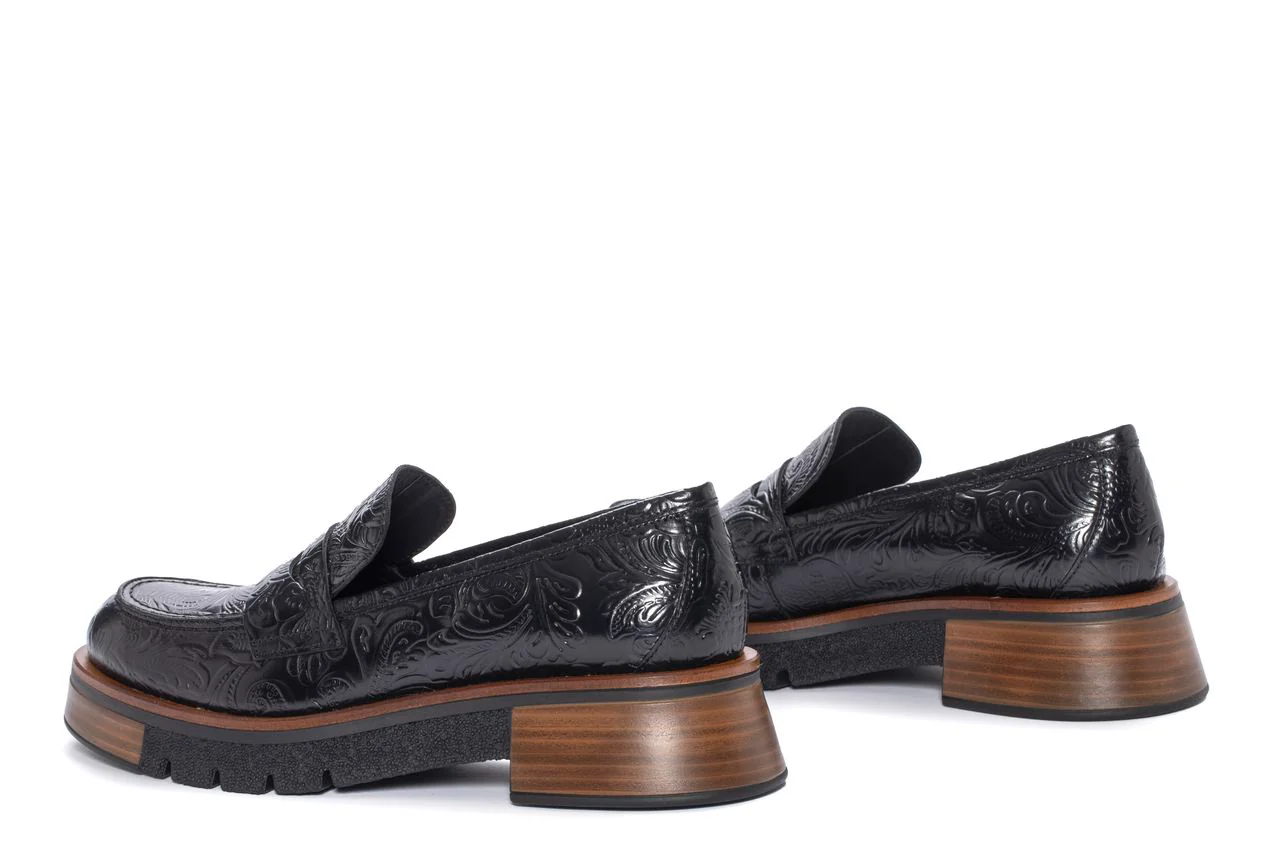 MOCASIN PLATAFORMA MALI CHARRO NEGRO - Image 4