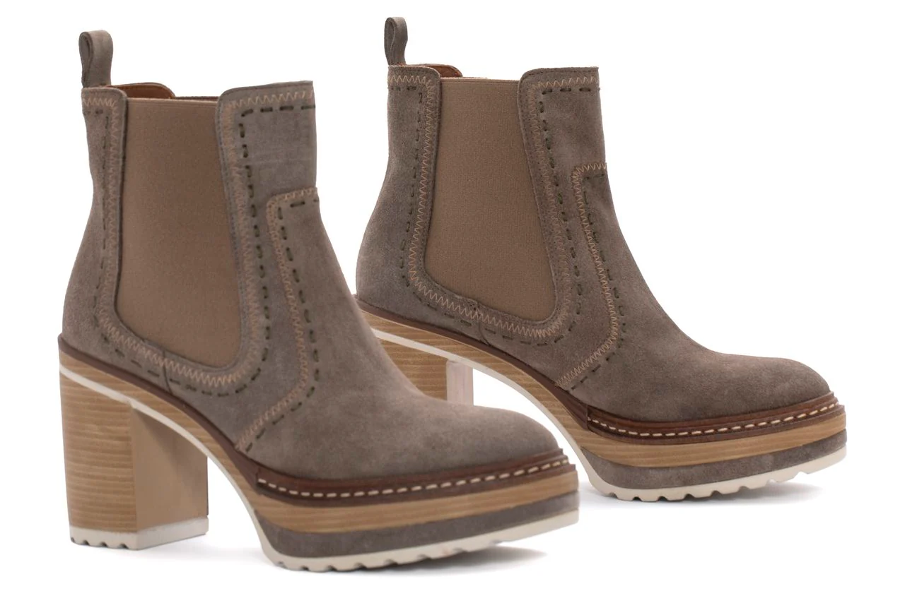 BOTIN TACON OLIVIA VELOUR TOPO - Image 2