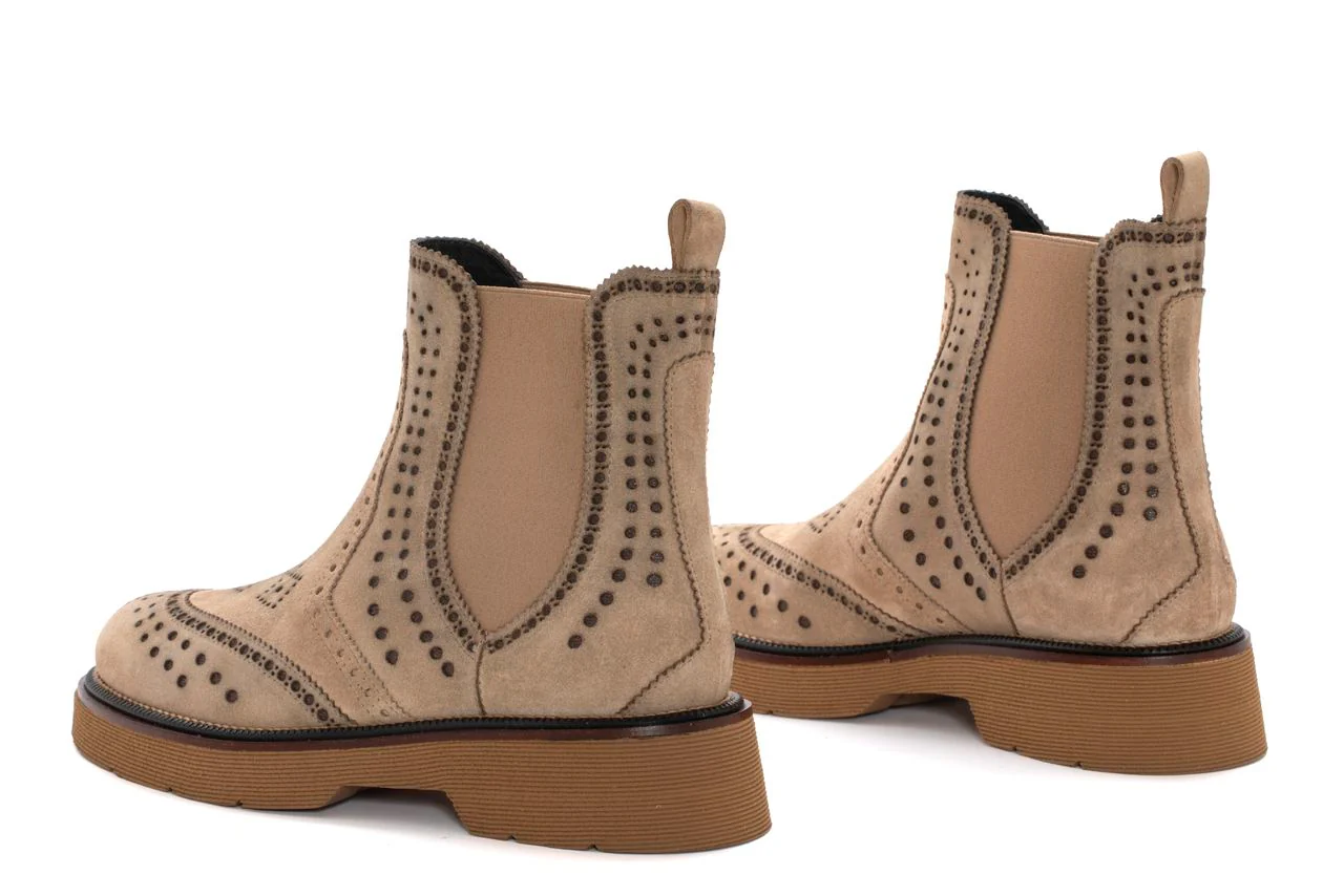 BOTIN PLATAFORMA JIMMY VELOUR CAMEL - Image 3