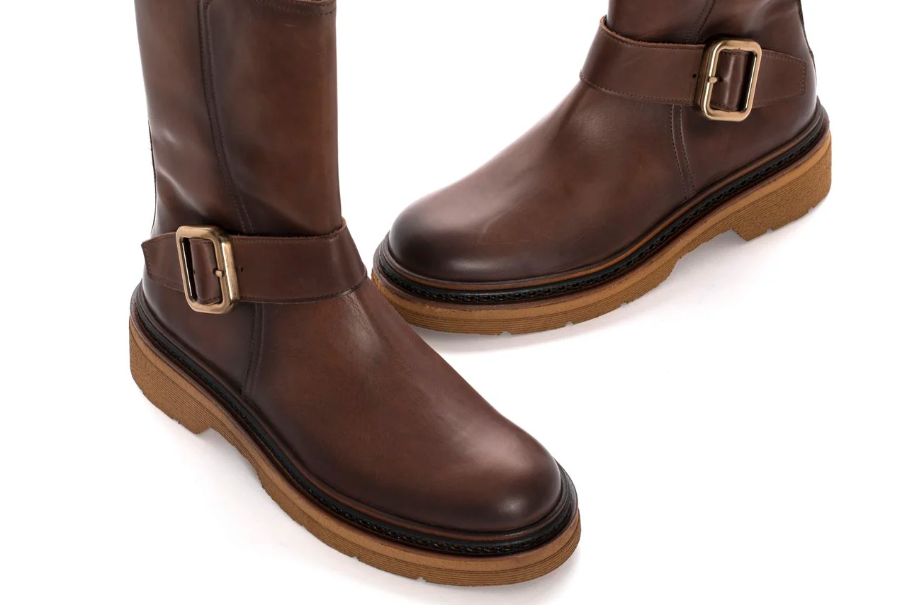 BOTIN PLATAFORMA YANNY MAKETE EBANO - Image 5