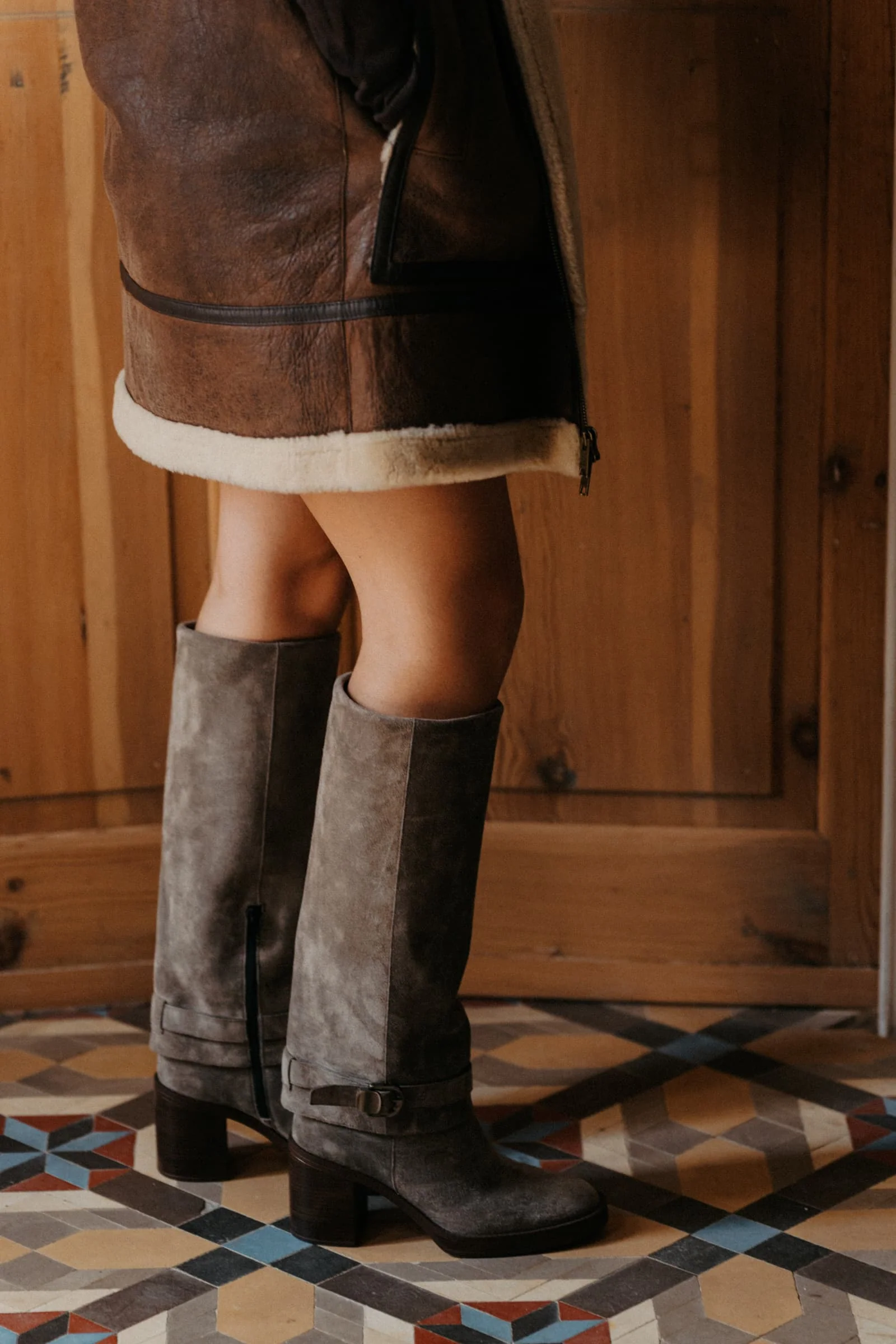 BOTA TACON MABEL VELOUR TOPO - Image 3