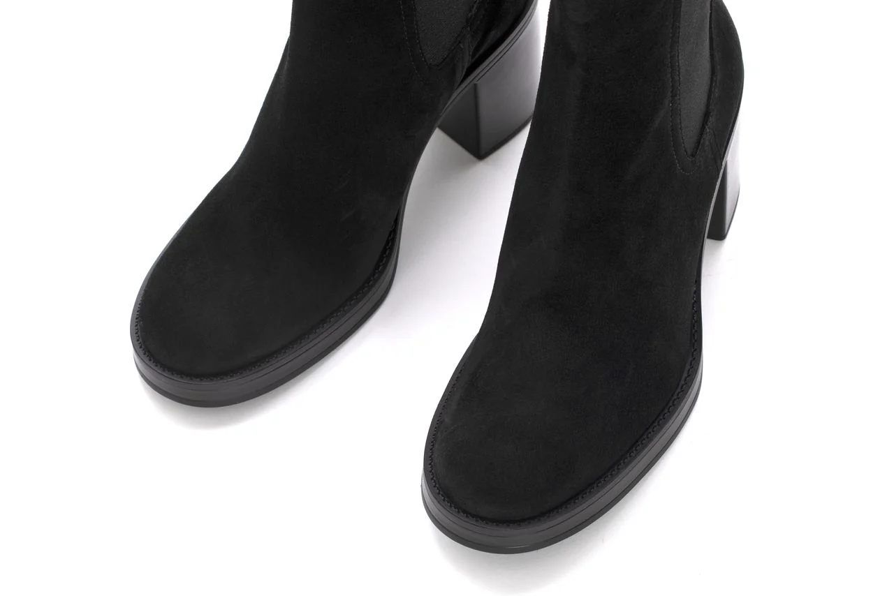 BOTIN TACON MABEL VELOUR NEGRO - Image 4