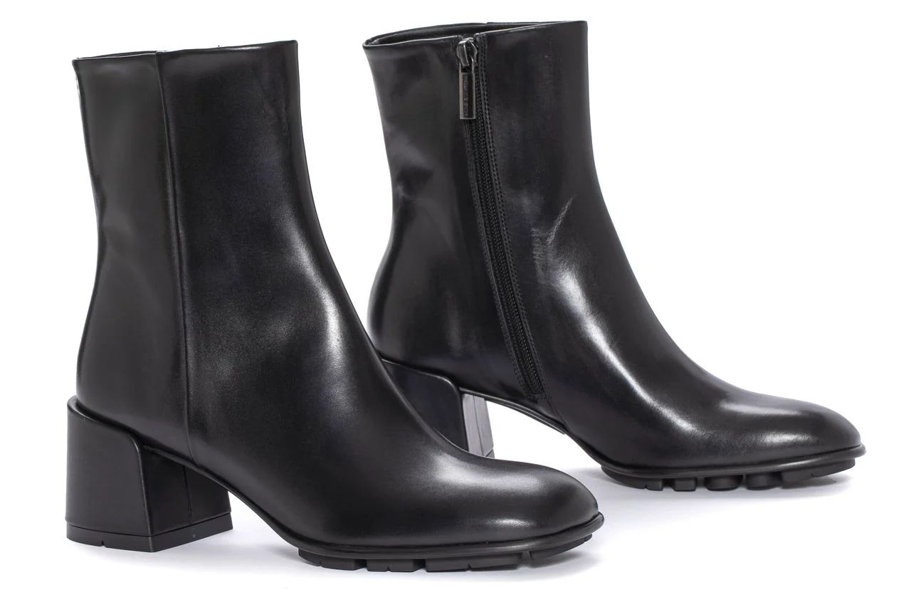 BOTIN TACON VICHY BABY CALF NEGRO - Image 2
