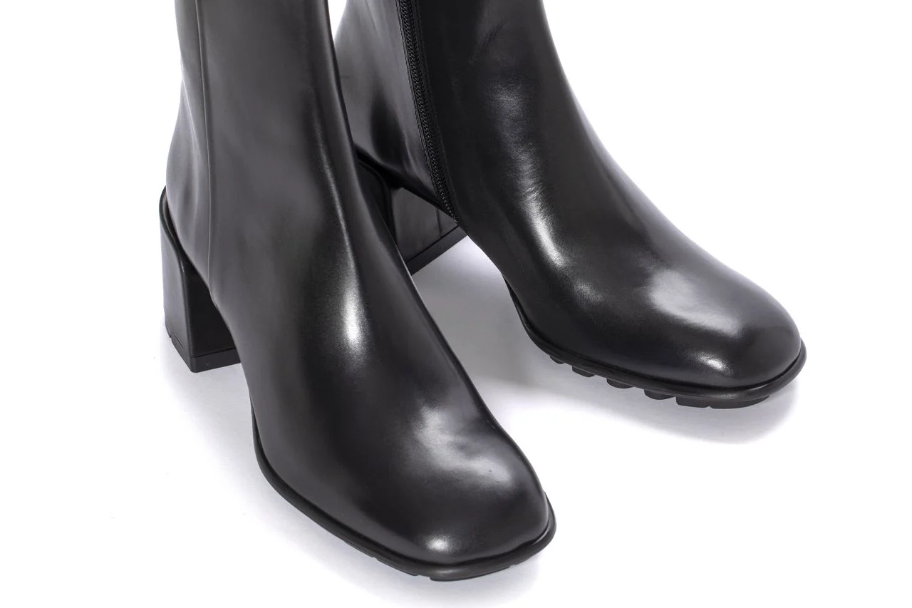 BOTIN TACON VICHY BABY CALF NEGRO - Image 4