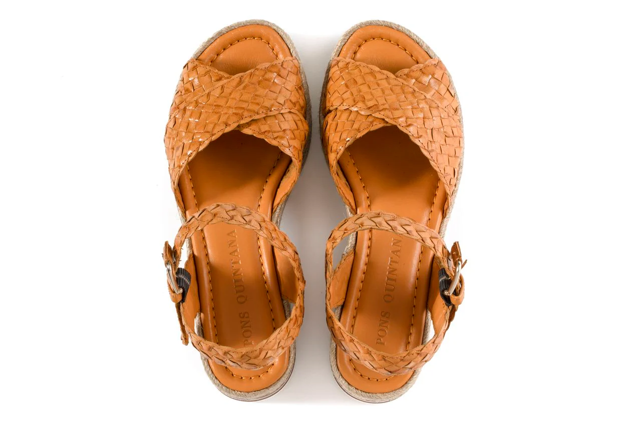 SANDALIA PLATAFORMA MILAN CAMEL - Image 4